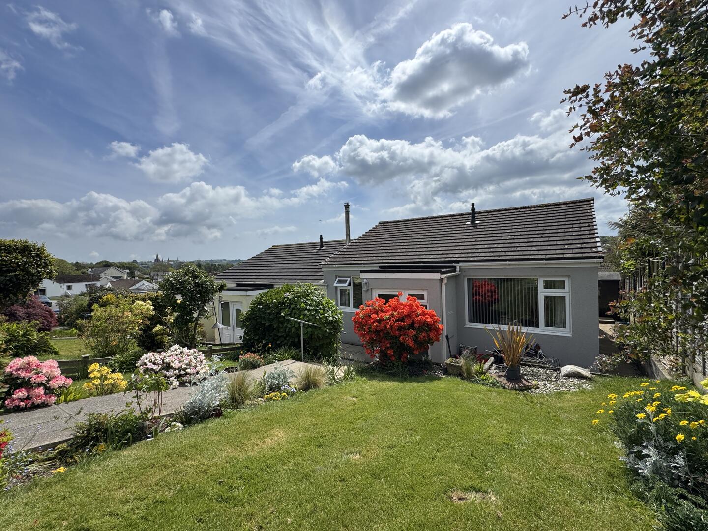 2 bed property in Enys Close, Truro